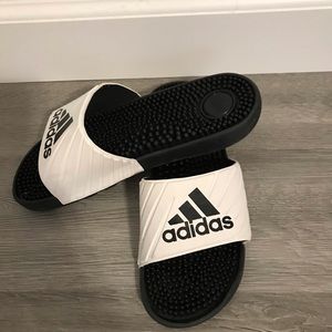 ADIDAS Slides